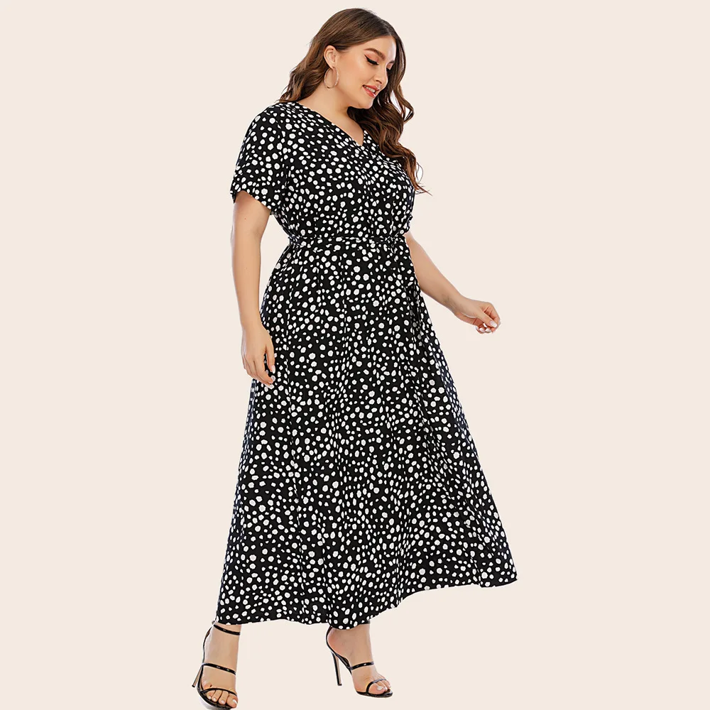 Women's Plus size Dresses V-neck short-sleeved Dot print Maxi Dress 5XL Black Blet A Line Swing Arabian Clothing 2020
Women's Plus size Dresses V-neck short-sleeved Dot print Maxi Dress 5XL Black Blet A Line Swing Arabian Clothing 2020