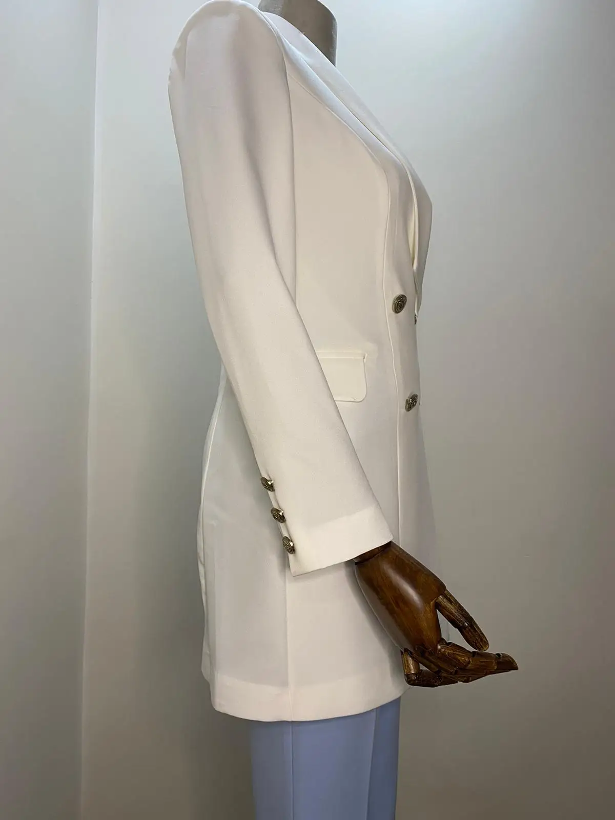 Women's Suit - Long White Jacket 78 cm, Baby Blue Spanish Pants 97 cm, inner leg 73 cm, 2 pieces Muslim Fashion Spring 2021
Women's Suit - Long White Jacket 78 cm, Baby Blue Spanish Pants 97 cm, inner leg 73 cm, 2 pieces Muslim Fashion Spring 2021