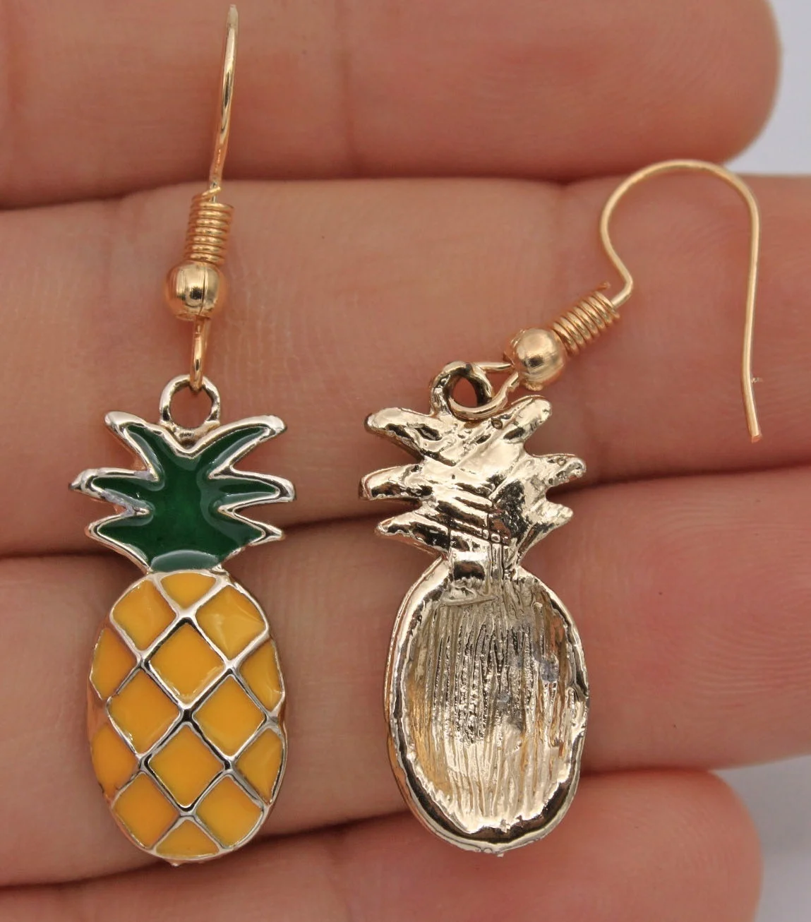 Cute Pineapple Banana Fruit Earrings For Women Korean Style Fashion Resin Acrylic Stud Big Punk Earring For Girl Gift2020
Cute Pineapple Banana Fruit Earrings For Women Korean Style Fashion Resin Acrylic Stud Big Punk Earring For Girl Gift2020