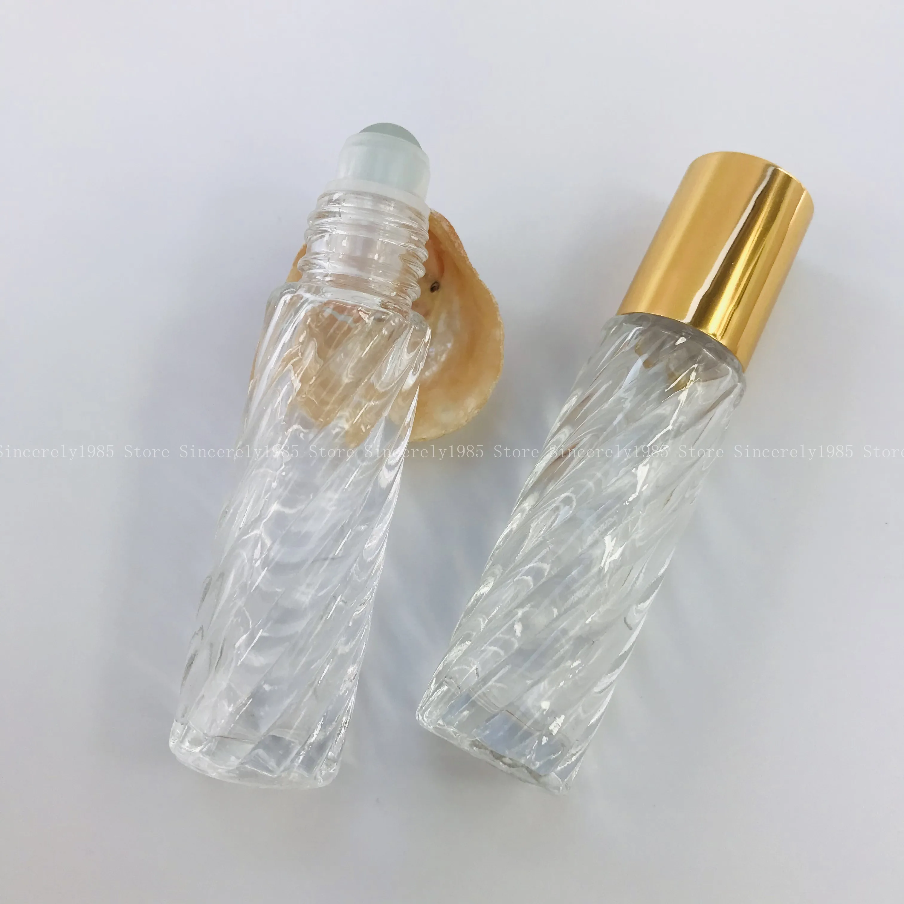 50PCS 5ML 10ML Twill Glass Essential Oil Roller Bottle with Rose Gold Lid Perfume Fragrance Glass Roller
50PCS 5ML 10ML Twill Glass Essential Oil Roller Bottle with Rose Gold Lid Perfume Fragrance Glass Roller