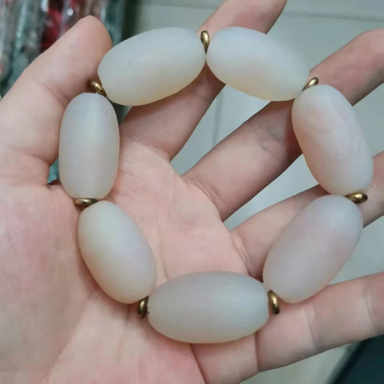 1pcs/lot cute fat oval date beads powder white sugar heart agate bracelet Natural gemstone cute jewelry accessories Refreshing
1pcs/lot cute fat oval date beads powder white sugar heart agate bracelet Natural gemstone cute jewelry accessories Refreshing