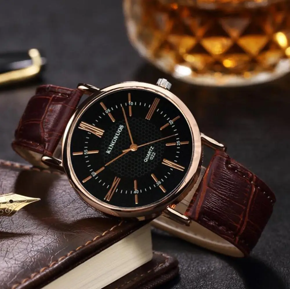 OEM brand couple watch Fashion rose gold Roman numeral belt wrist watch men's and women's watches for lovers
OEM brand couple watch Fashion rose gold Roman numeral belt wrist watch men's and women's watches for lovers