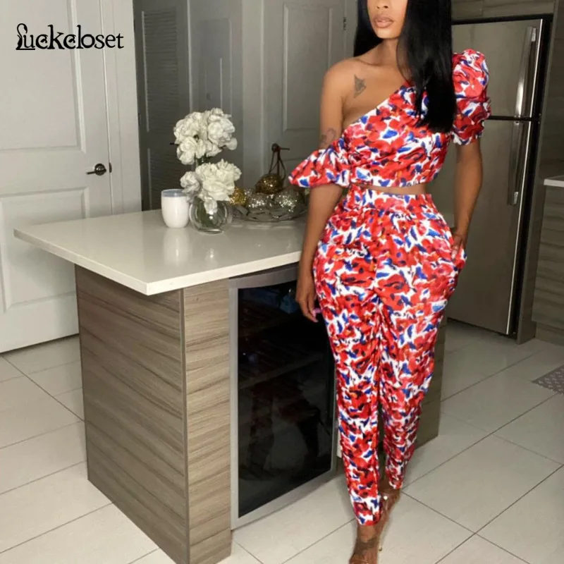 Slash Shoulder Bodycon Matching Print Women Two Piece Sets Short Puff Sleeve Blouse Top And Pencil Bottom Pant Fall Tracksuit
Slash Shoulder Bodycon Matching Print Women Two Piece Sets Short Puff Sleeve Blouse Top And Pencil Bottom Pant Fall Tracksuit