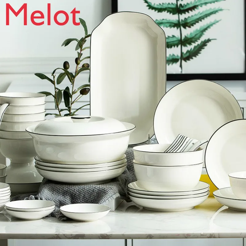Jingdezhen dishes light luxury set Nordic wind bone porcelain dishes dishes household microwave Japanese tableware
Jingdezhen dishes light luxury set Nordic wind bone porcelain dishes dishes household microwave Japanese tableware
