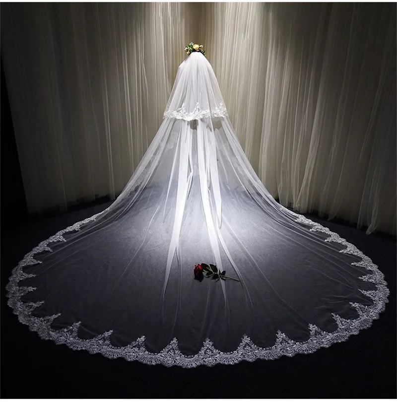 Ivory Romantic Wedding Veil with Blusher Lace Cathedral Bridal Veil Veu De Noiva 3 Meters Wide
Ivory Romantic Wedding Veil with Blusher Lace Cathedral Bridal Veil Veu De Noiva 3 Meters Wide