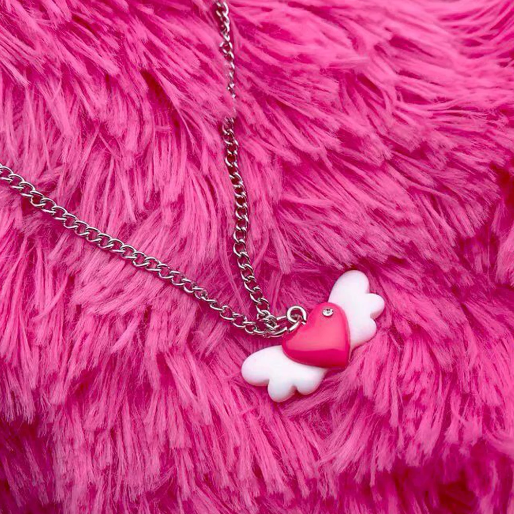Y2K Aesthetic Pink Wings Peach Heart Pendant Necklace for Women Egirl Jewelry Harajuku INS Necklace 2000s Fashion Friends Gifts
Y2K Aesthetic Pink Wings Peach Heart Pendant Necklace for Women Egirl Jewelry Harajuku INS Necklace 2000s Fashion Friends Gifts