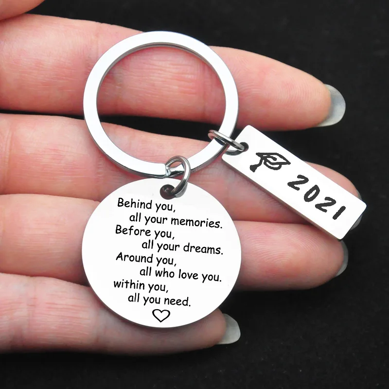 Class of 2021 Graduation Gift Metal Keychain Creative Opening Ceremony Scroll Stainless Steel Key Ring Graduate Party Favor Gift
Class of 2021 Graduation Gift Metal Keychain Creative Opening Ceremony Scroll Stainless Steel Key Ring Graduate Party Favor Gift
