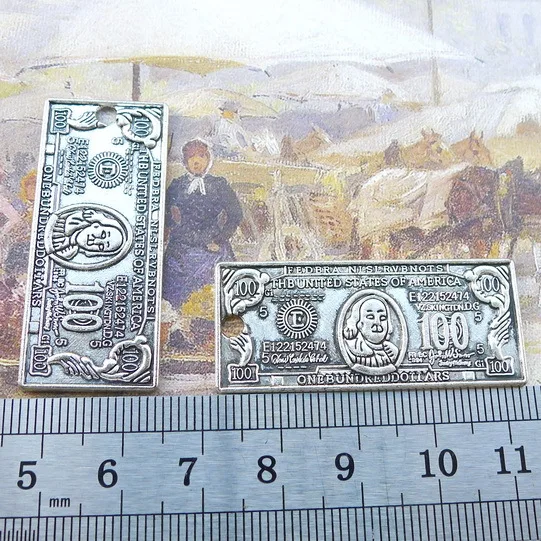 4pieces/lot 43*19mm Antique silver color Metal Paper money Charms US dollar Pendant Bracelet Key chain DIY handmade accessory
4pieces/lot 43*19mm Antique silver color Metal Paper money Charms US dollar Pendant Bracelet Key chain DIY handmade accessory