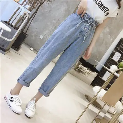 Show thin and fat mm200kg large jeans women's Korean loose Harem Pants are suitable for pants with thick buttocks and thighs
Show thin and fat mm200kg large jeans women's Korean loose Harem Pants are suitable for pants with thick buttocks and thighs