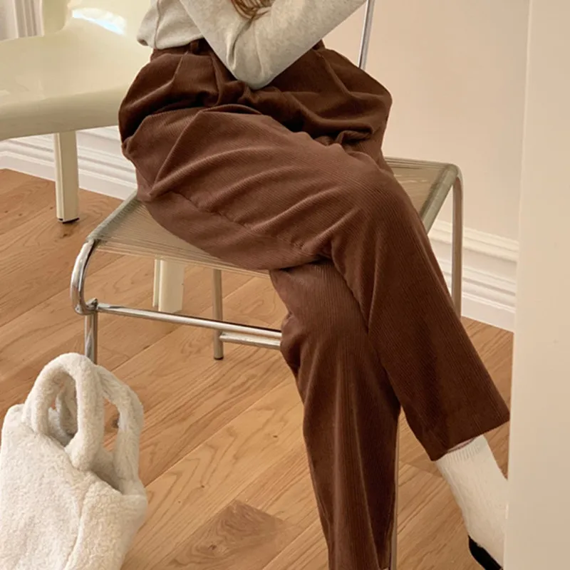 HziriP 2021 New Autumn Winter Warm Corduroy Pants Women OL Straight Vintage Casual High Waist Loose Suit Trousers Bottoms Female
HziriP 2021 New Autumn Winter Warm Corduroy Pants Women OL Straight Vintage Casual High Waist Loose Suit Trousers Bottoms Female