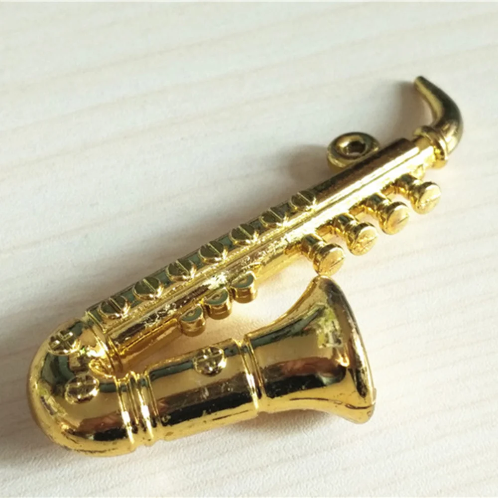 3PCS 1:12 Doll House Musical Instrument Decoration Mini Instrument Toys for Home Kids Bedroom (Saxophone Style)
3PCS 1:12 Doll House Musical Instrument Decoration Mini Instrument Toys for Home Kids Bedroom (Saxophone Style)