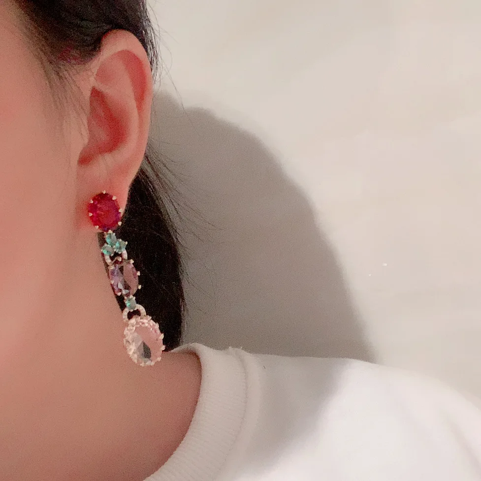 Luxury Temperament Clear Water Drop Colored Zircon Long Drop Earrings For Women Wedding Engagement Fashion Jewelry Gifts 
Luxury Temperament Clear Water Drop Colored Zircon Long Drop Earrings For Women Wedding Engagement Fashion Jewelry Gifts