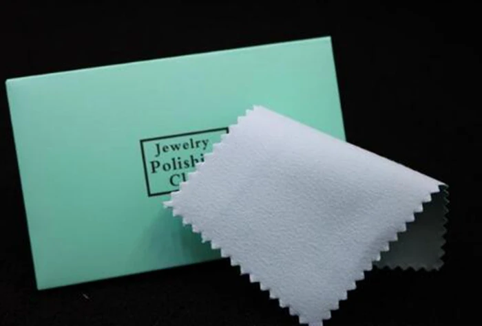 100pcs 10*7cm Silver Cleaning Polishing Cloth Individual Packing Wiping Jewelry Making DIY Suede
100pcs 10*7cm Silver Cleaning Polishing Cloth Individual Packing Wiping Jewelry Making DIY Suede