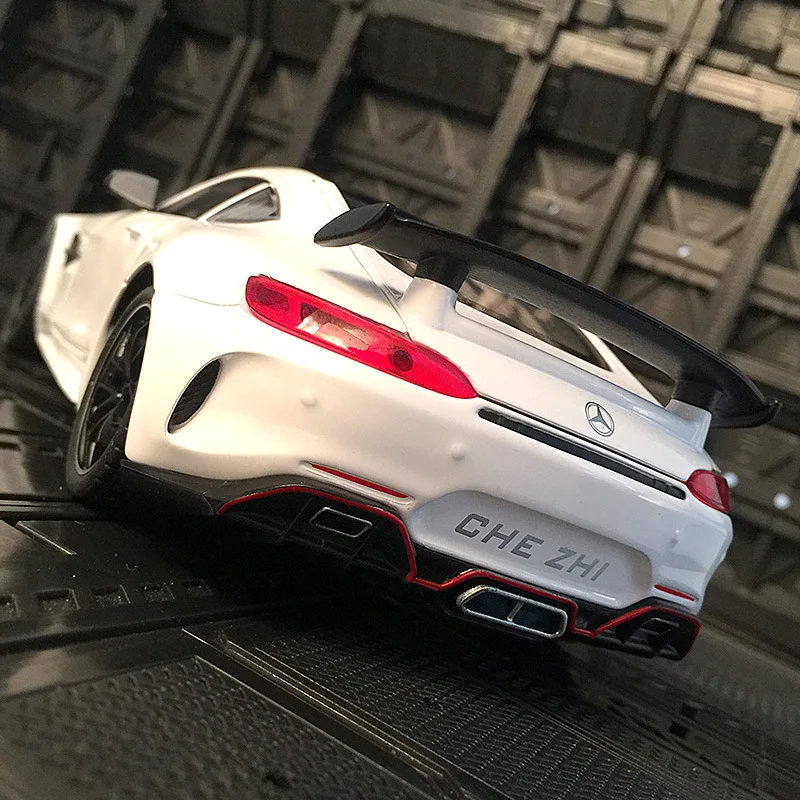 1:24 Simulation GT Die-Casting Model Alloy Metal Pull Back Luminous Product Super Running Toy Car Boy Child Gift Decoration
1:24 Simulation GT Die-Casting Model Alloy Metal Pull Back Luminous Product Super Running Toy Car Boy Child Gift Decoration