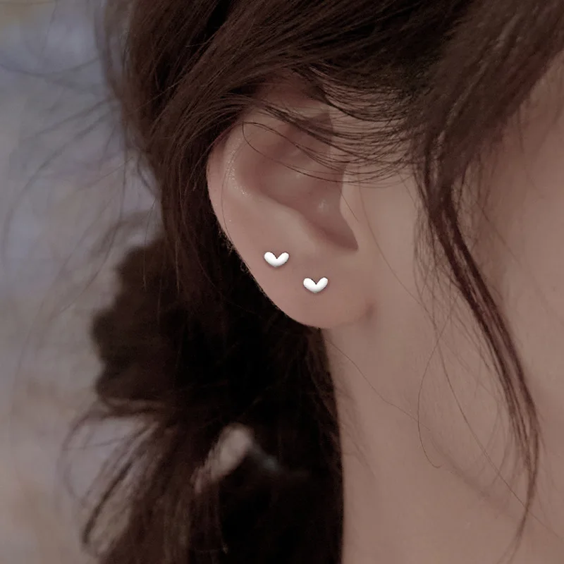 Mini Heart Earrings for Women Simple Earring for Girls Charming Women's Valentine's Day Gift Female Jewelry M4
Mini Heart Earrings for Women Simple Earring for Girls Charming Women's Valentine's Day Gift Female Jewelry M4