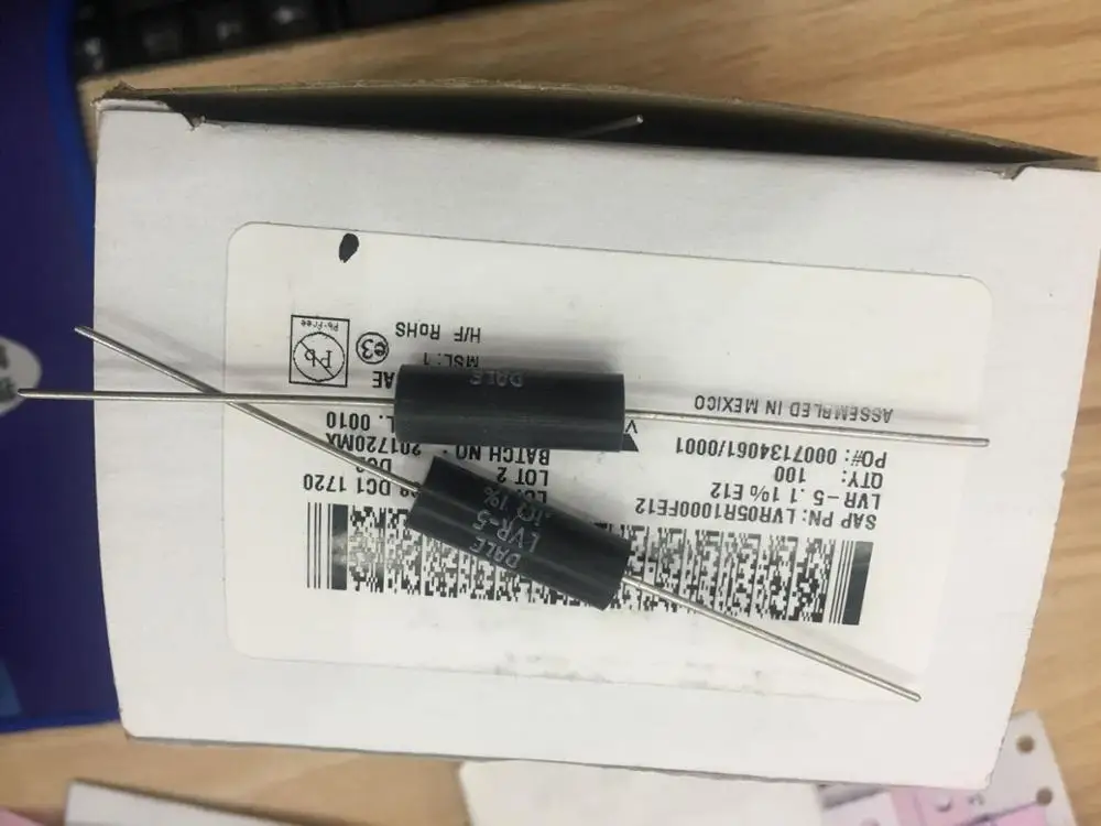 Original new 100% LVR05R1000FE12 fever resistance 5W0.1R LVR-5 0.1R 1% 8*24mm (Inductor)
Original new 100% LVR05R1000FE12 fever resistance 5W0.1R LVR-5 0.1R 1% 8*24mm (Inductor)