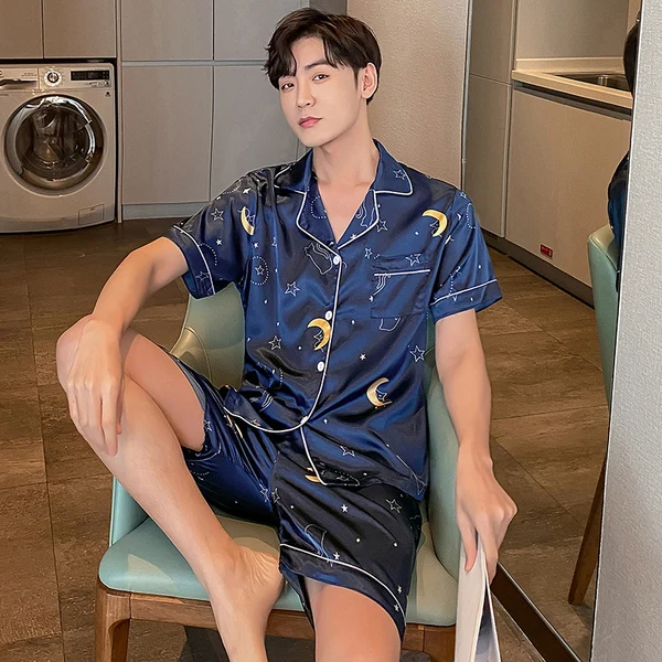 Summer Pajamas Man Silk Shorts Men's Home Clothes Sets Plus Size M-5XL Two Pieve Night Sets Pyjama Homme Satin Pijama Hombre
Summer Pajamas Man Silk Shorts Men's Home Clothes Sets Plus Size M-5XL Two Pieve Night Sets Pyjama Homme Satin Pijama Hombre