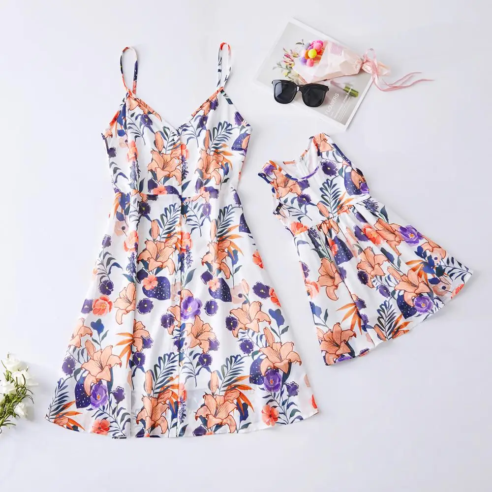 PatPat 2020 New Summer Printed Sling Matching Dresses Matching Outfits Mommy and Me Sleeveless Dresses
PatPat 2020 New Summer Printed Sling Matching Dresses Matching Outfits Mommy and Me Sleeveless Dresses