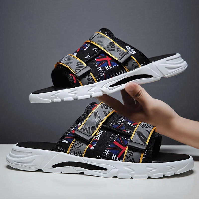 CYYTL Men Outdoor Shoes Fashion Summer Sandals Breathable Slippers Men Casual Flip Flops Shoes Soft Printing Flats Pantufas 
CYYTL Men Outdoor Shoes Fashion Summer Sandals Breathable Slippers Men Casual Flip Flops Shoes Soft Printing Flats Pantufas