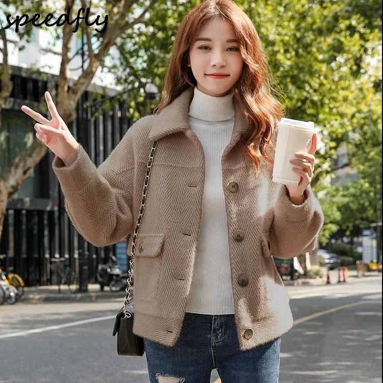 2021 Women New Autumn and Winter Short Faux Mink Fur Coat Female Korean Fashion Sweater Single Breasted Knit Cardigan Tops
2021 Women New Autumn and Winter Short Faux Mink Fur Coat Female Korean Fashion Sweater Single Breasted Knit Cardigan Tops