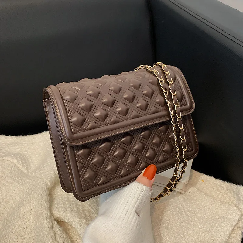 Famous DesignerLingge Metal Decorative Buckle Flap Bag 2021 New Luxury Brand Fashion One-shoulder Messenger Chain Bag
Famous DesignerLingge Metal Decorative Buckle Flap Bag 2021 New Luxury Brand Fashion One-shoulder Messenger Chain Bag
