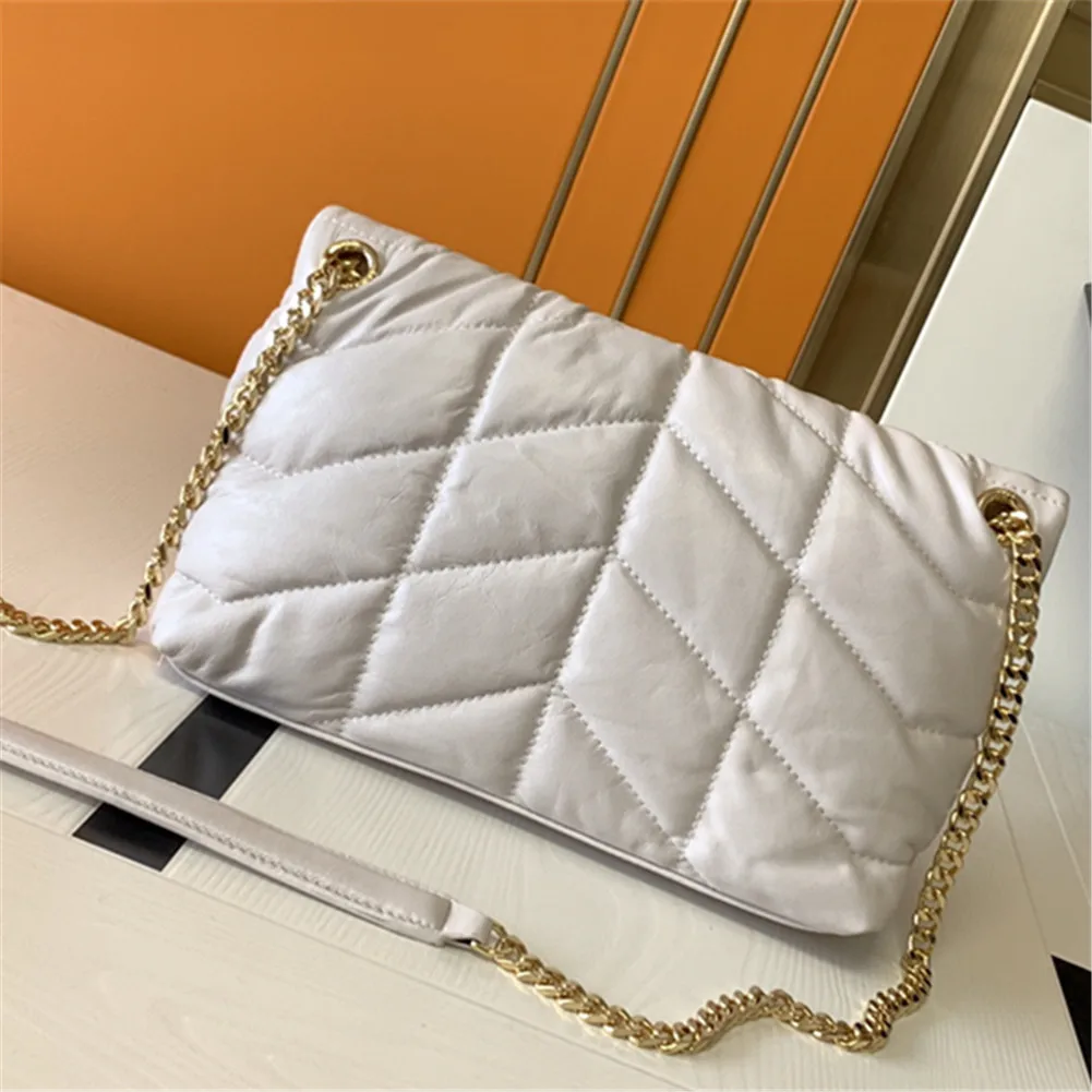 Messenger bag ladies chain shoulder bag diamond lattice luxury designer handbags soft and delicate
Messenger bag ladies chain shoulder bag diamond lattice luxury designer handbags soft and delicate