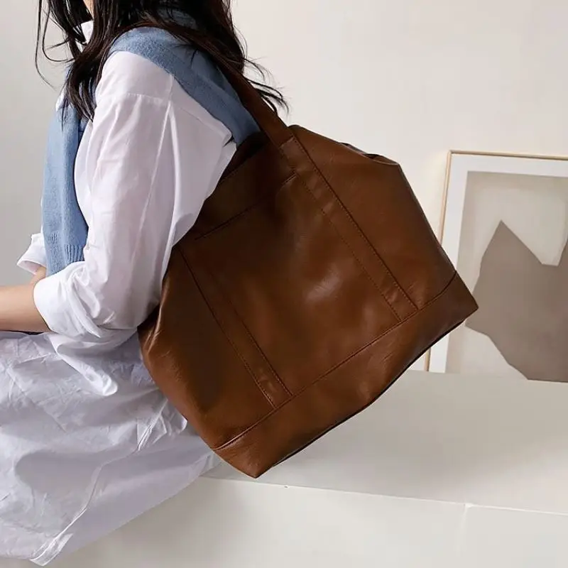 Coolcept Women Designer Tote Pu Leather Bucket Thread Summer Women Shoulder Bag Casual Luxury Popular Quality Ladies Handbag
Coolcept Women Designer Tote Pu Leather Bucket Thread Summer Women Shoulder Bag Casual Luxury Popular Quality Ladies Handbag