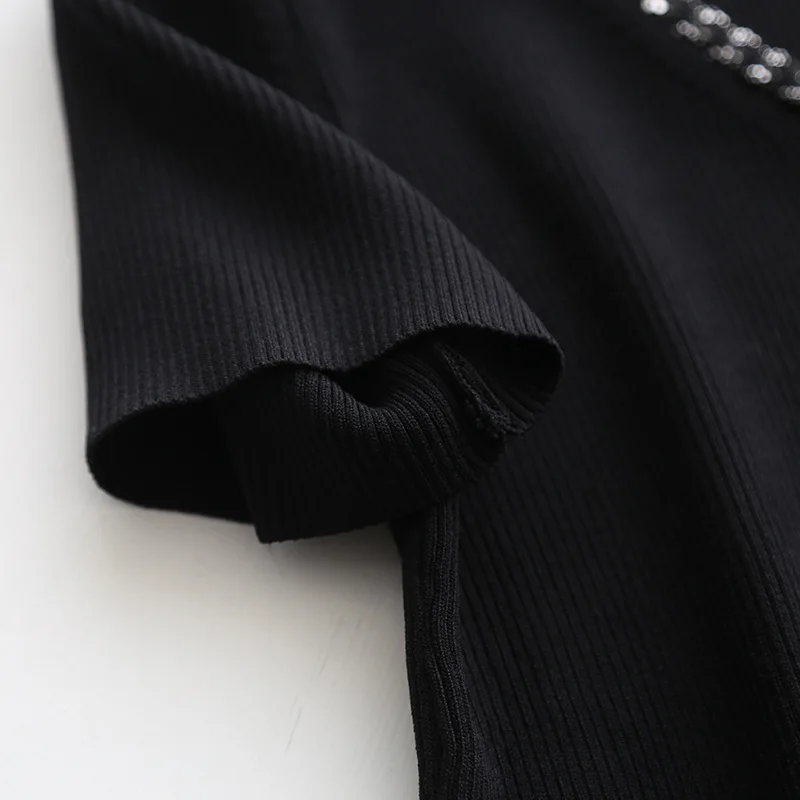 2021 New Summer Trendy Brand Luxury Slim Elastic Round Neck T-shirt Women Fashion Short Sleeve Top Chain Decoration Design A2
2021 New Summer Trendy Brand Luxury Slim Elastic Round Neck T-shirt Women Fashion Short Sleeve Top Chain Decoration Design A2