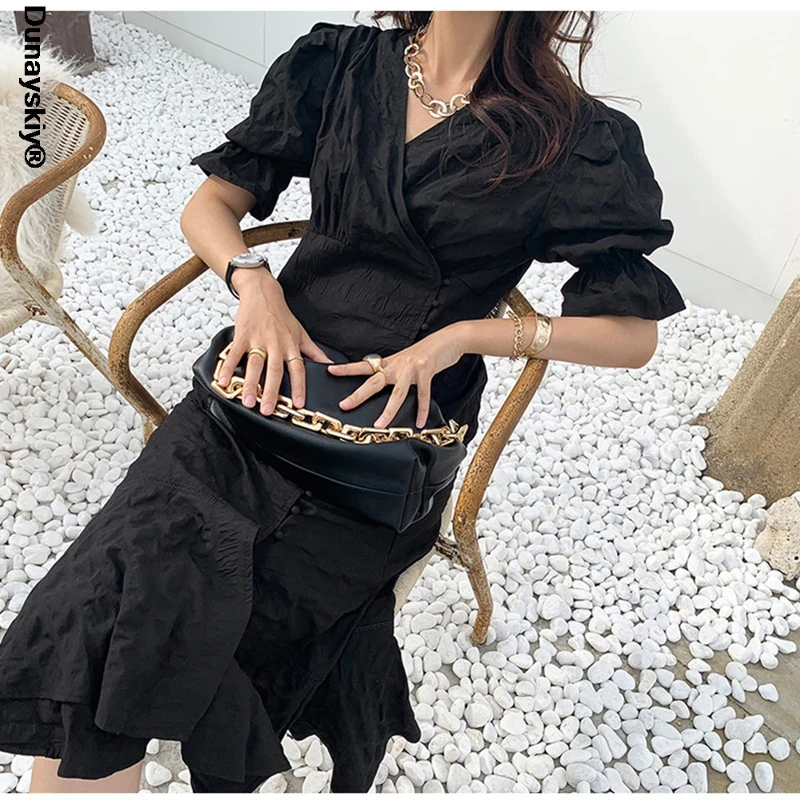 2021 Vintage Women Dresses V Neck Summer New Flare Sleeve Ruched High Waist Ruffle Elegant Office Side Split Dress
2021 Vintage Women Dresses V Neck Summer New Flare Sleeve Ruched High Waist Ruffle Elegant Office Side Split Dress