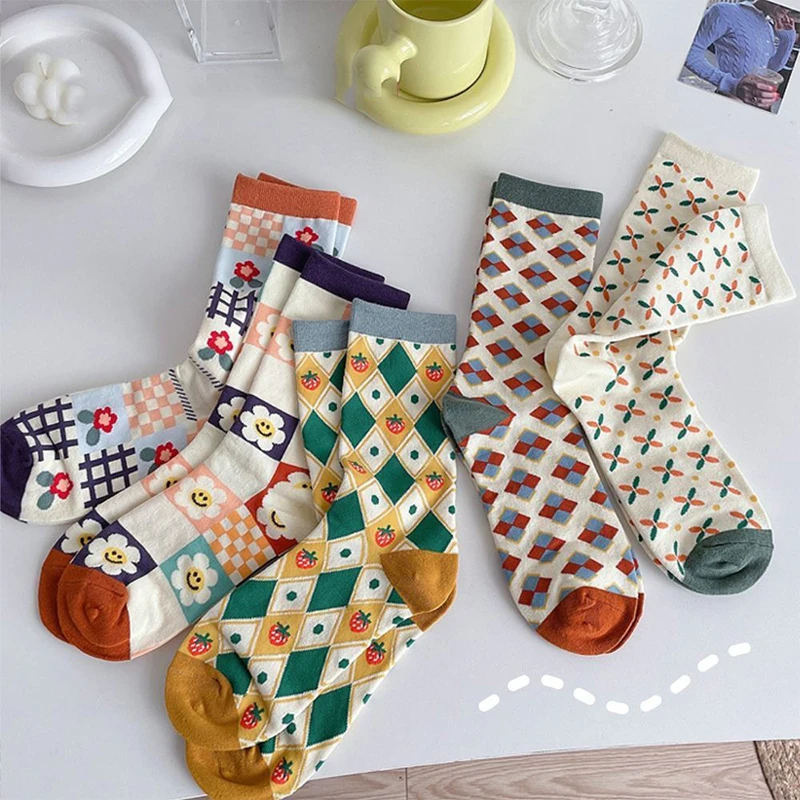 1 Pair Long Winter Socks Women Fashion New Flowers Cotton Socks Set Kawaii Breathable Korean Style Streetwear Print Cute Socken
1 Pair Long Winter Socks Women Fashion New Flowers Cotton Socks Set Kawaii Breathable Korean Style Streetwear Print Cute Socken
