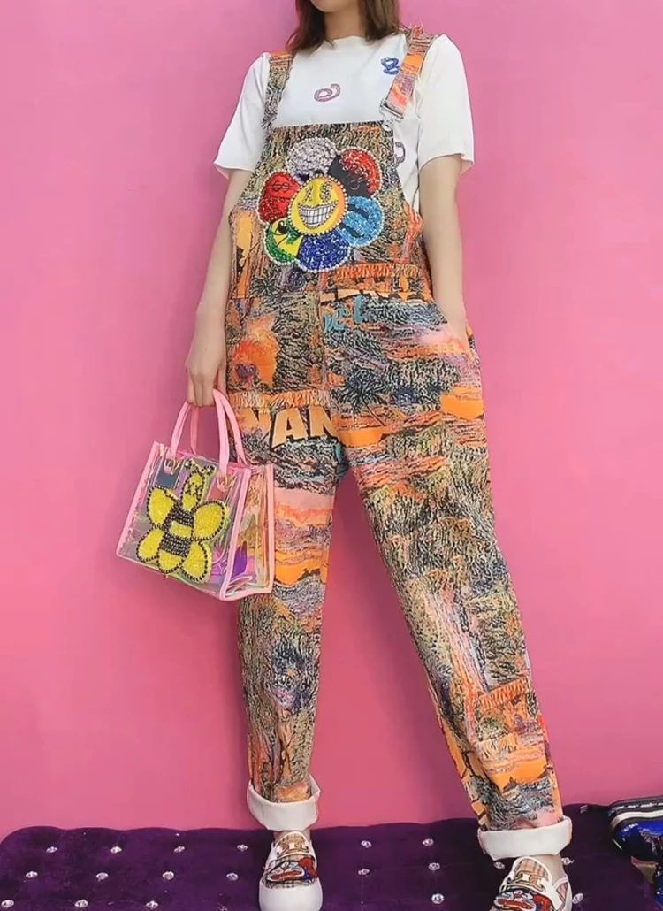 Vefadisa Summer New Sequin Smile Face Women Jumpsuits 2021 Orange Landscape Pattern Graffiti Print Denim Overalls Casual QYF5522
Vefadisa Summer New Sequin Smile Face Women Jumpsuits 2021 Orange Landscape Pattern Graffiti Print Denim Overalls Casual QYF5522