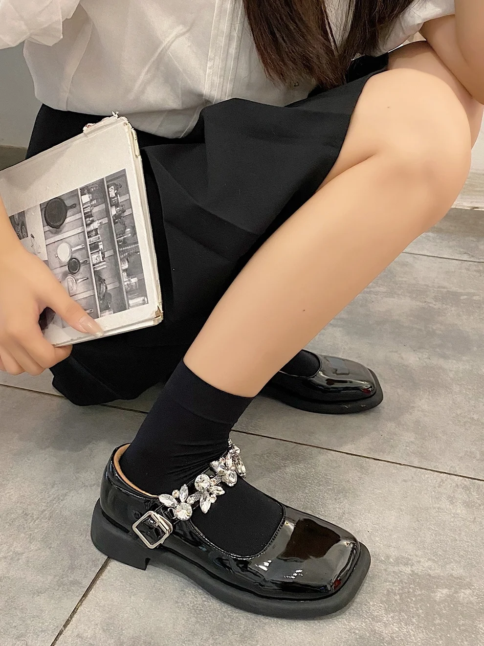2021 Women PU Leather shoes lolita High heels Korean shoes College Students Sweet girl Elegant JK High heels Mary Jane Shoes
2021 Women PU Leather shoes lolita High heels Korean shoes College Students Sweet girl Elegant JK High heels Mary Jane Shoes