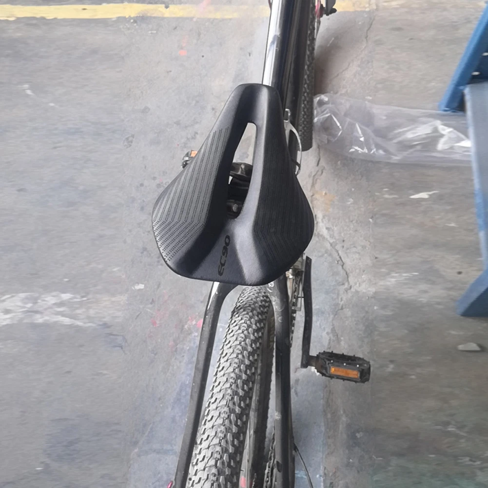 EC90 Bicycle Short Nose Saddle Cushion Ultralight MTB Road Bike Saddle Cycling Components Shock Absorption Racing Seat Bike Part
EC90 Bicycle Short Nose Saddle Cushion Ultralight MTB Road Bike Saddle Cycling Components Shock Absorption Racing Seat Bike Part