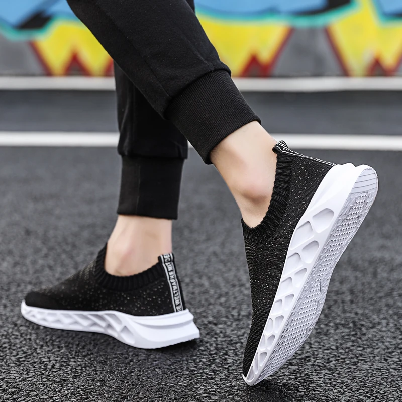 Hot Summer Krasovki Shoes Men Casual shoes Trainers Sneaker Zapatillas Deportivas Hombre Tenis Breathable Slip on zapatos hombre 
Hot Summer Krasovki Shoes Men Casual shoes Trainers Sneaker Zapatillas Deportivas Hombre Tenis Breathable Slip on zapatos hombre