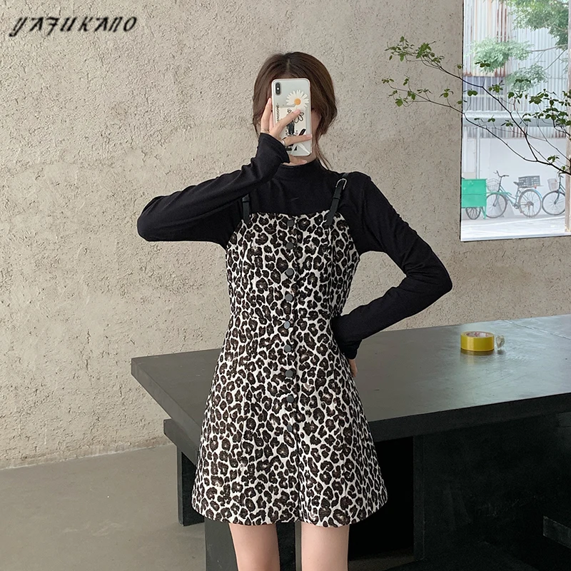 Women 2021 Sexy Fashion Zebra Print Mini Dress Vintage Backless Thin Straps Female Dresses Vestidos Mujer
Women 2021 Sexy Fashion Zebra Print Mini Dress Vintage Backless Thin Straps Female Dresses Vestidos Mujer