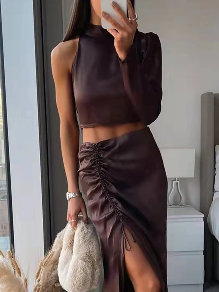 PUWD Retro Women Silk SatinTexture One Shoulder O-Neck Solid Short Top 2022 Spring Asymmetrical Strapless Top Slim Female Tops
PUWD Retro Women Silk SatinTexture One Shoulder O-Neck Solid Short Top 2022 Spring Asymmetrical Strapless Top Slim Female Tops