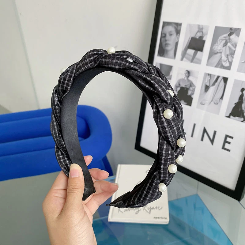 2021 New Fashion Girls Hairbands Braided Pearl Headbands Sweet Plaid Wide Bezel Hair Hoop Turban Hair Accessories For Women
2021 New Fashion Girls Hairbands Braided Pearl Headbands Sweet Plaid Wide Bezel Hair Hoop Turban Hair Accessories For Women