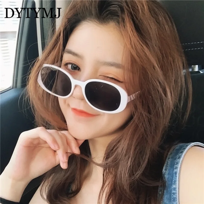 DYTYMJ Vintage Round Sunglasses Women Luxury Brand Designer Sunglasses Women Retro Oval Sun Glasses for Men Lentes De Sol Mujer
DYTYMJ Vintage Round Sunglasses Women Luxury Brand Designer Sunglasses Women Retro Oval Sun Glasses for Men Lentes De Sol Mujer