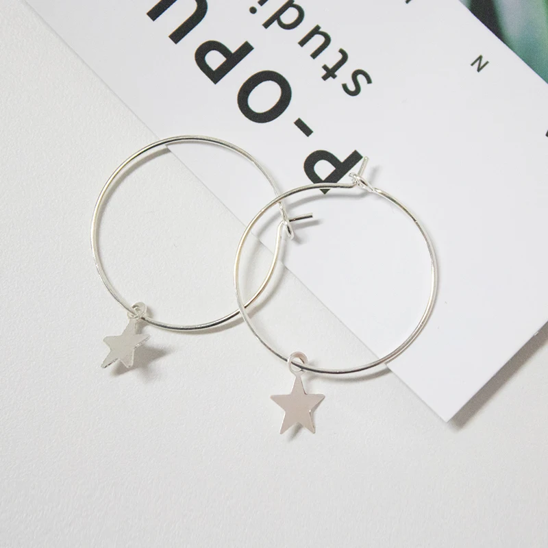 new Earrings Popular Fashion Personality Simple Pentagram Ear Ring Female Accessories Wholesale And Foreign Trade
new Earrings Popular Fashion Personality Simple Pentagram Ear Ring Female Accessories Wholesale And Foreign Trade