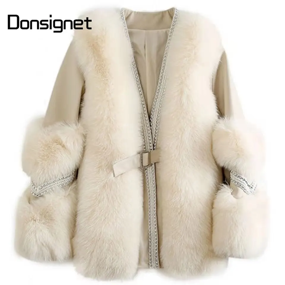 Осенне-зимнее Новое Женское пальто Donsignet из искусственного меха лисы со шитьем, модное утепленное пальто для женщин
Осенне-зимнее Новое Женское пальто Donsignet из искусственного меха лисы со шитьем, модное утепленное пальто для женщин