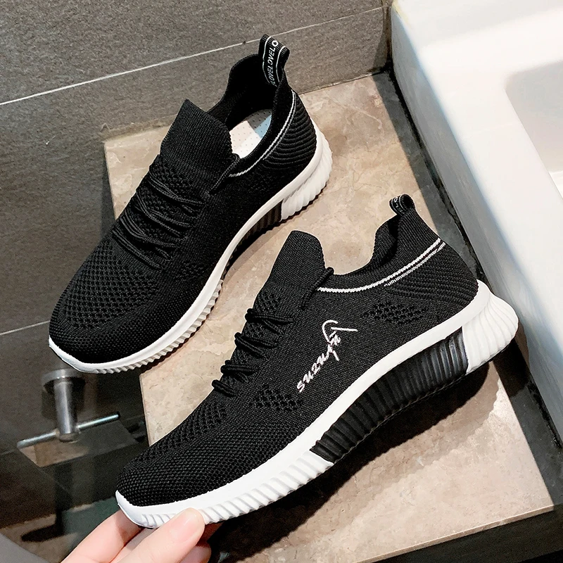 2021 Summer Women Shoes New Mesh Light Breathable Women Sneakers Flats Casual Female Trainers Walking Shoes Zapatillas Mujer 
2021 Summer Women Shoes New Mesh Light Breathable Women Sneakers Flats Casual Female Trainers Walking Shoes Zapatillas Mujer