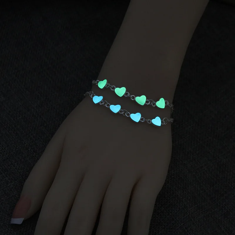 New Peach Heart Ladies Bracelets Love Bracelets Bracelets Ladies Fluorescent Bracelets Girls Exquisite Jewelry
New Peach Heart Ladies Bracelets Love Bracelets Bracelets Ladies Fluorescent Bracelets Girls Exquisite Jewelry