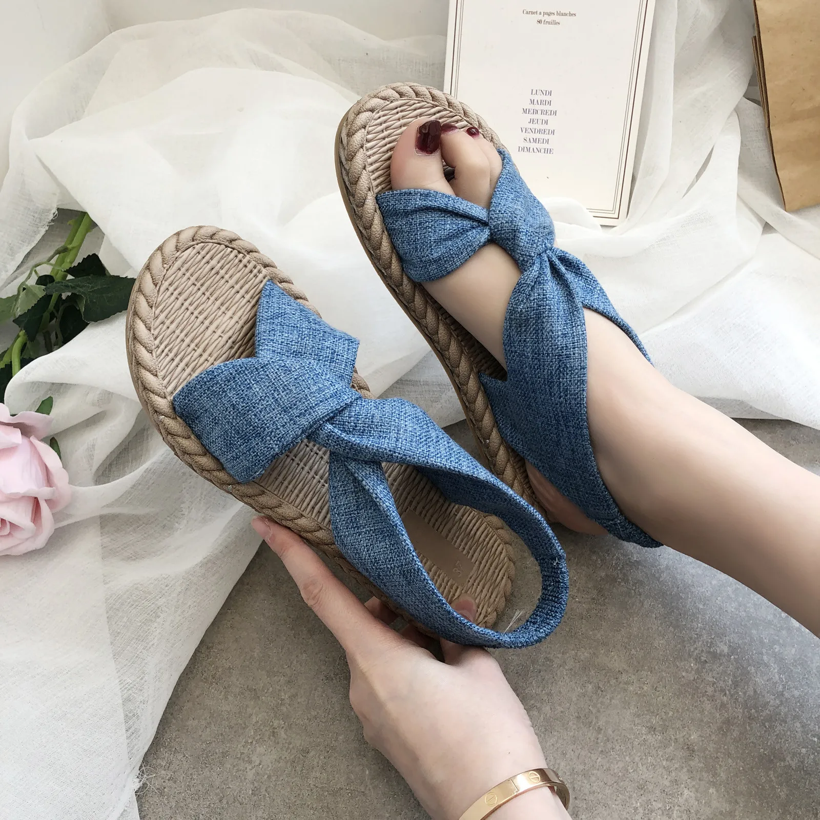 Сандалии женские в римском стиле, модные пляжные шлепанцы, легкие плетеные, летняя обувь