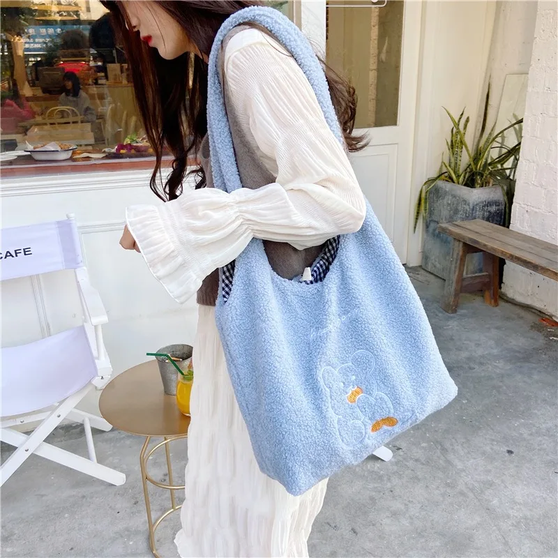 Women Lamb Like Fabric Shoulder Tote Bag Canvas Fluffy Fur Bear Handbags Large Capacity Soft Shopping Bags Girls Cute School Bag
Women Lamb Like Fabric Shoulder Tote Bag Canvas Fluffy Fur Bear Handbags Large Capacity Soft Shopping Bags Girls Cute School Bag