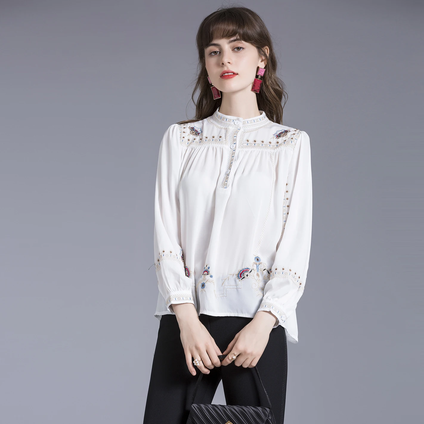 Chiffon Women's Blouse Embroidery O-neck Girl's Shirt Summer Loose Fashion Casual Long Sleeve Top Plus Size Lady Blusas Houthion
Chiffon Women's Blouse Embroidery O-neck Girl's Shirt Summer Loose Fashion Casual Long Sleeve Top Plus Size Lady Blusas Houthion