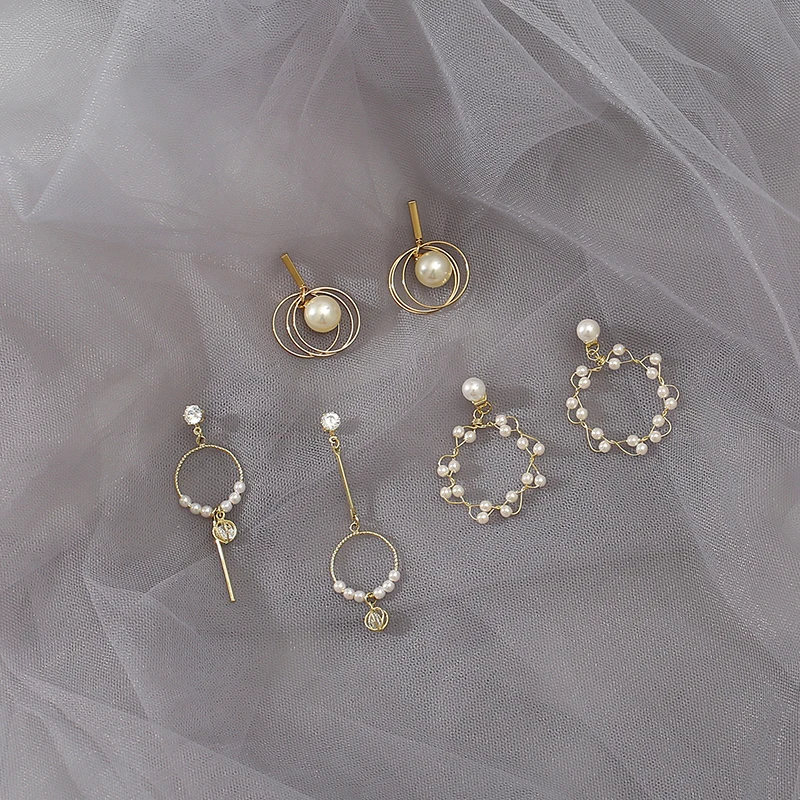 UXN244 Korean Pearl Earrings Female S925 Silver Needle Ear Nail Senior Sensibility
UXN244 Korean Pearl Earrings Female S925 Silver Needle Ear Nail Senior Sensibility