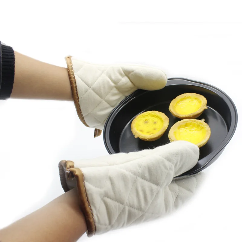 100% Cotton Thickened Oven Baking Anti-scalding Gloves High Temperature Heat Insulation Gloves Microwave Oven BBQ Gloves
100% Cotton Thickened Oven Baking Anti-scalding Gloves High Temperature Heat Insulation Gloves Microwave Oven BBQ Gloves