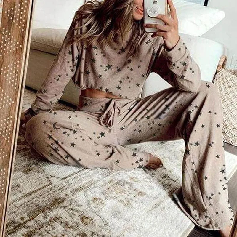 SLPBELY Women Pajamas Set Nightsuit Sleepwear Spring Long Sleeve Star Homewear Nightwear Two Piece European Style Home Suit
SLPBELY Women Pajamas Set Nightsuit Sleepwear Spring Long Sleeve Star Homewear Nightwear Two Piece European Style Home Suit