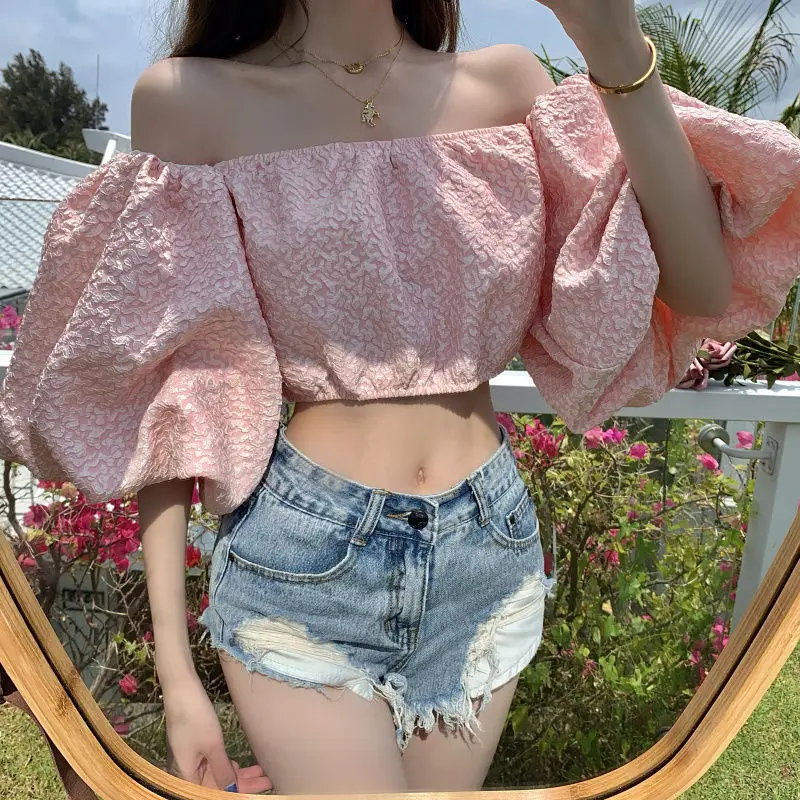 Women Bubble Sleeve Shirts Korea Fashion Small Daisy Embroidery Shirts Summer Short Sleeve Off Shoulder Navel Shirt Tops
Women Bubble Sleeve Shirts Korea Fashion Small Daisy Embroidery Shirts Summer Short Sleeve Off Shoulder Navel Shirt Tops