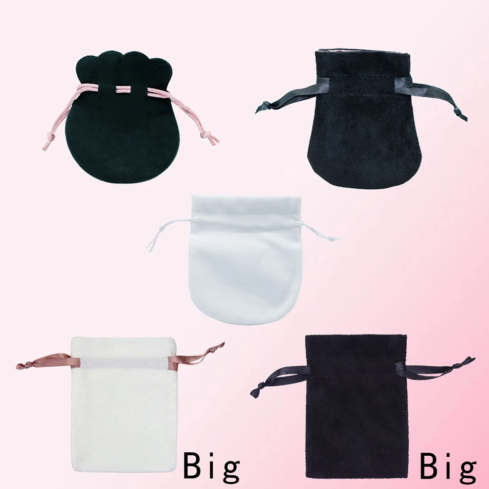 FAHMI Original Customization Ring Earrings Charm Beaded Pendant Protection Gift Bag Fashion Jewelry Exquisite Cashmere Bag 
FAHMI Original Customization Ring Earrings Charm Beaded Pendant Protection Gift Bag Fashion Jewelry Exquisite Cashmere Bag